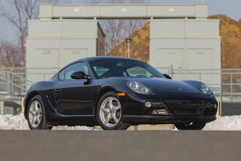 2012 Porsche 987 Cayman sold for $22,500