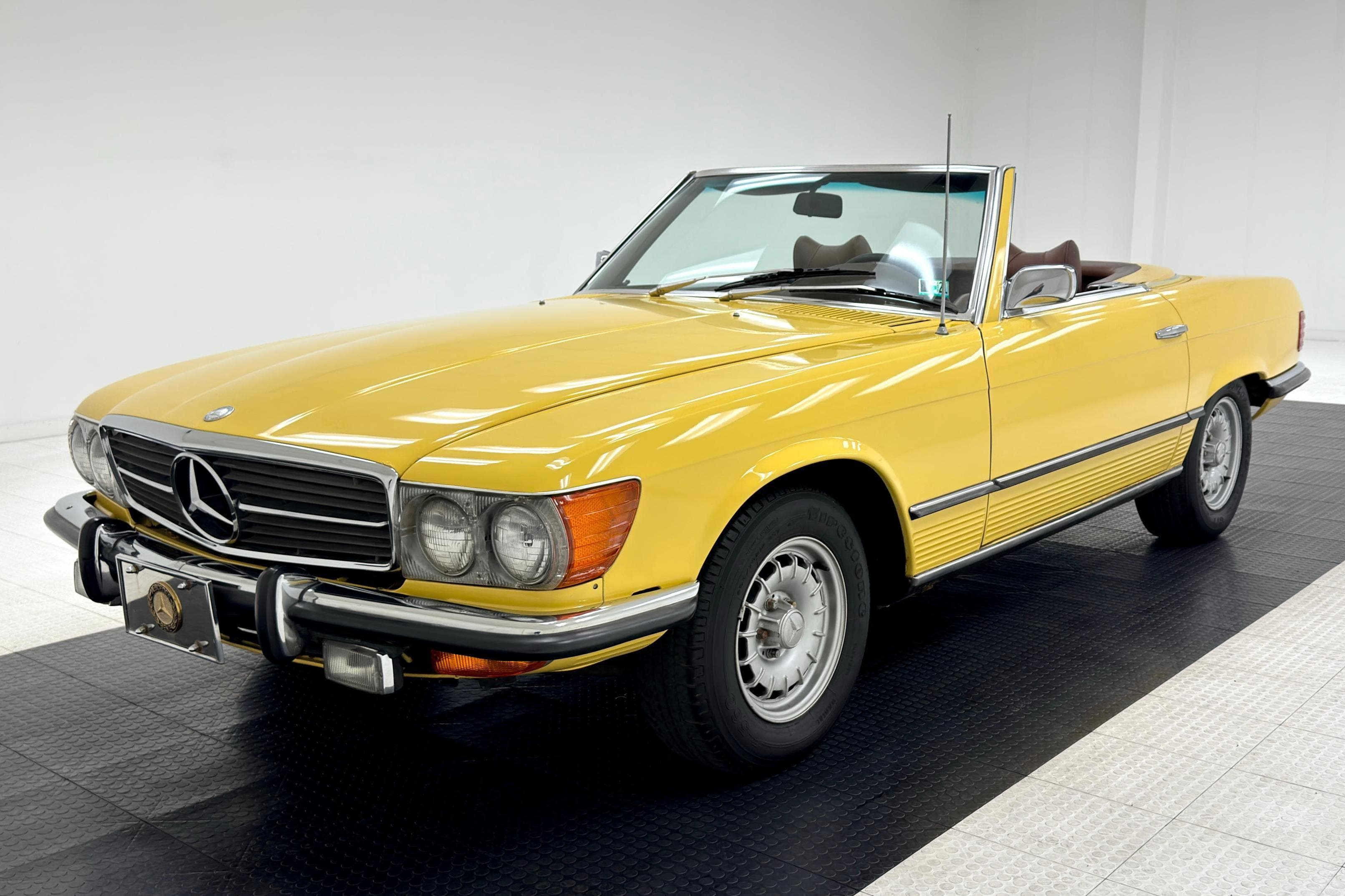 1973 Mercedes-Benz R107 SL sold for $5,200