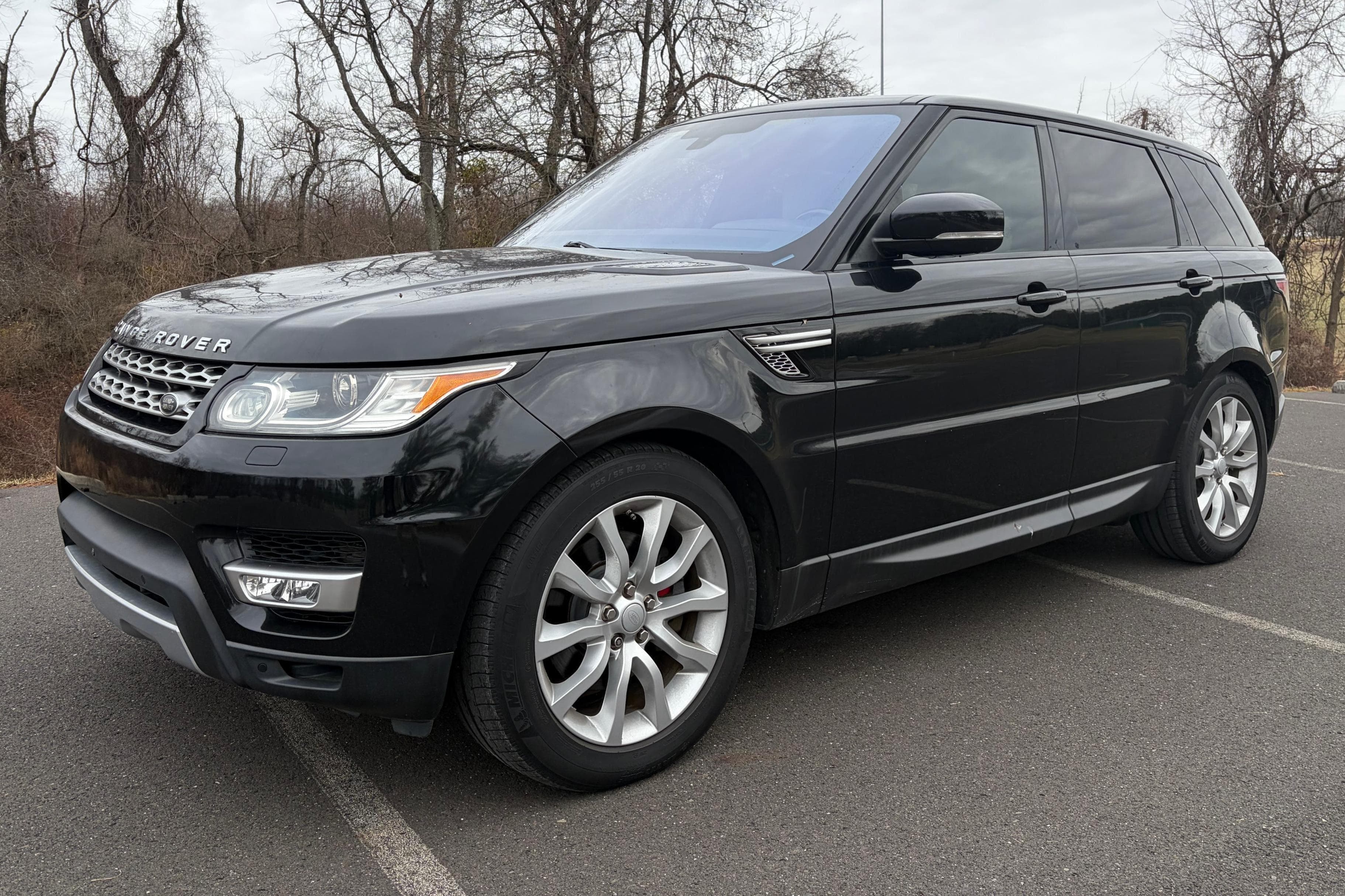 2016 Land Rover Range Rover Sport sold for $13,000