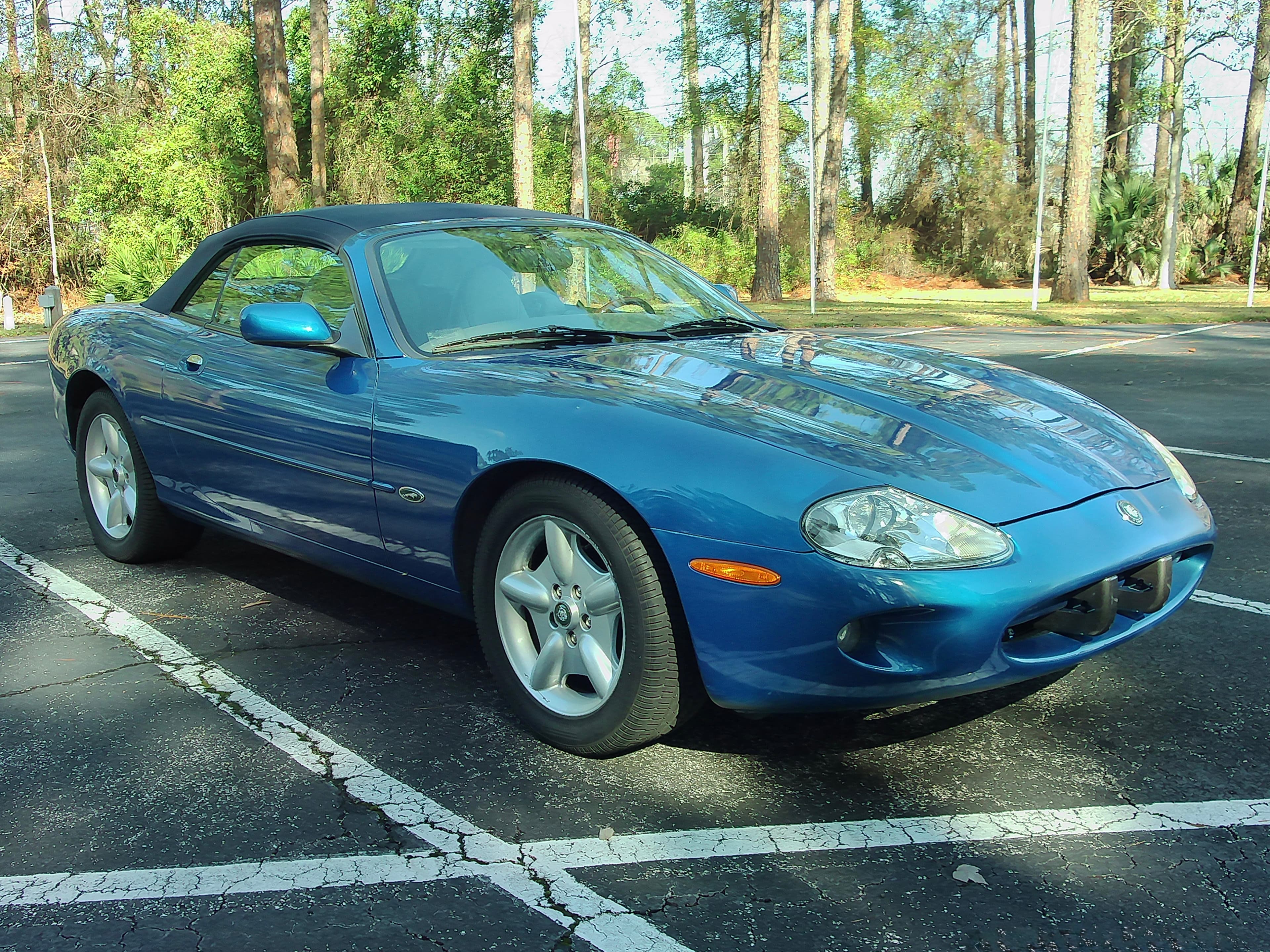 1998 Jaguar XK8 sold for $9,000