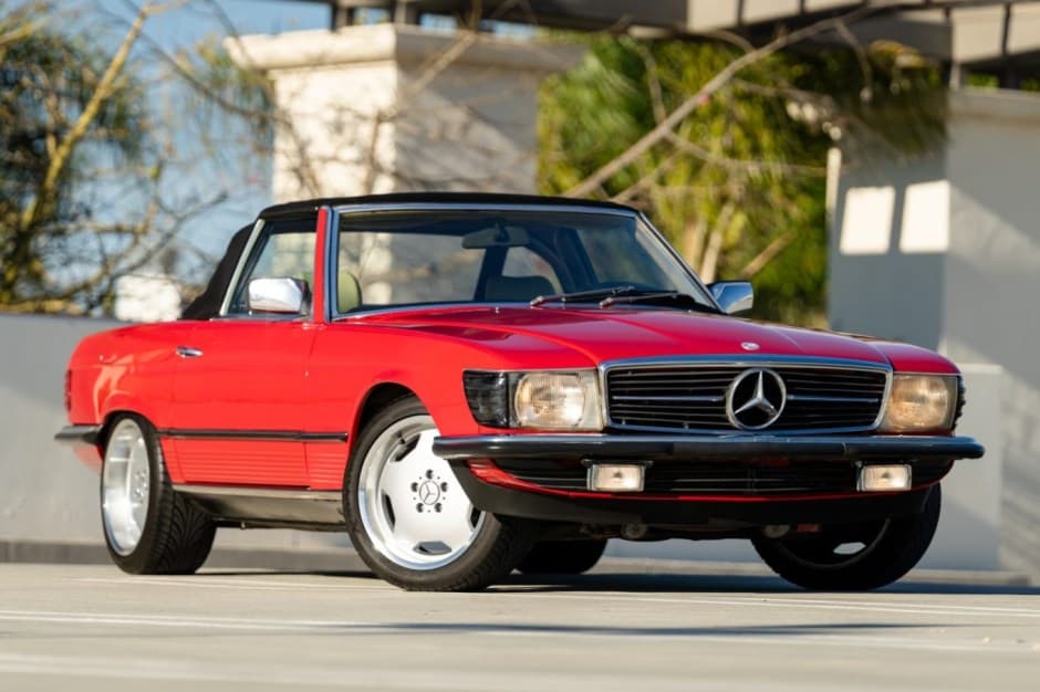 1985 Mercedes-Benz R107 SL sold for $21,000