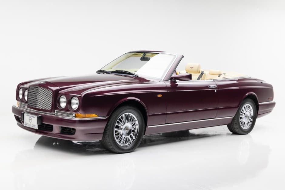 2000 Bentley Azure sold for $42,103