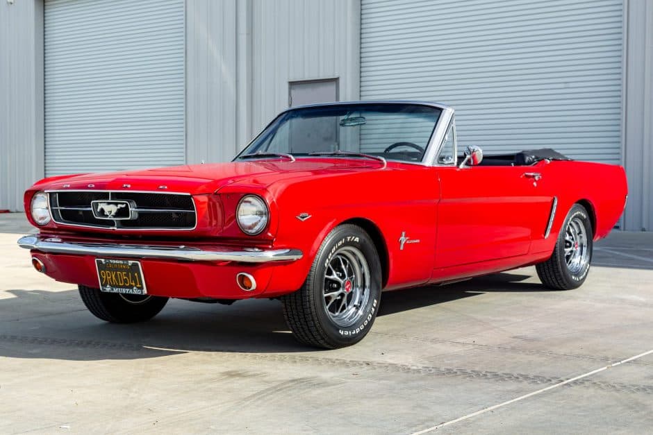 1965 Ford Mustang 1964.5-1966 sold for $30,250