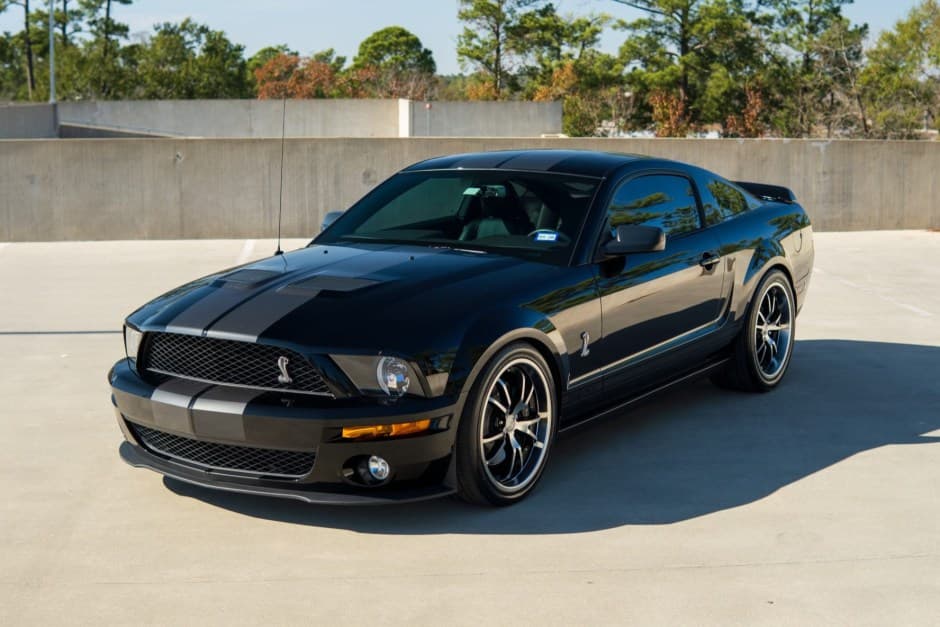 2009 Ford Mustang S197 2005-2014 sold for $32,000