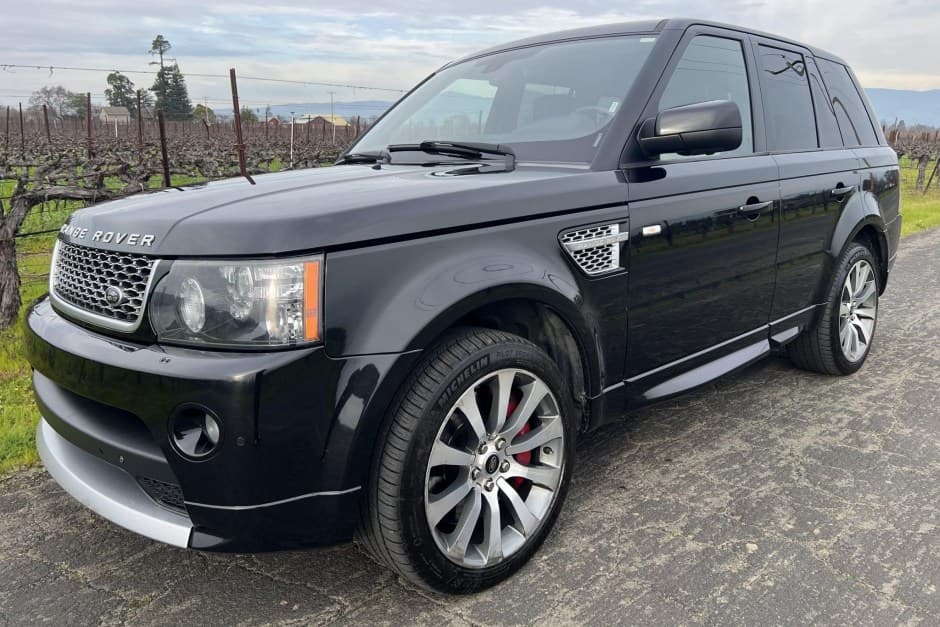 2013 Land Rover Range Rover Sport L320 sold for $11,000