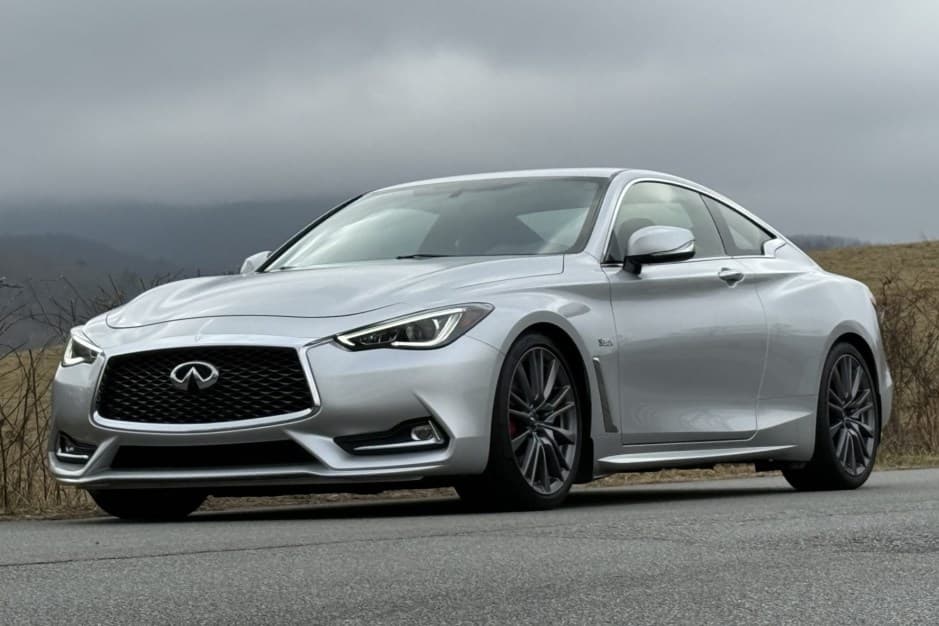 2017 Infiniti  sold for $24,750