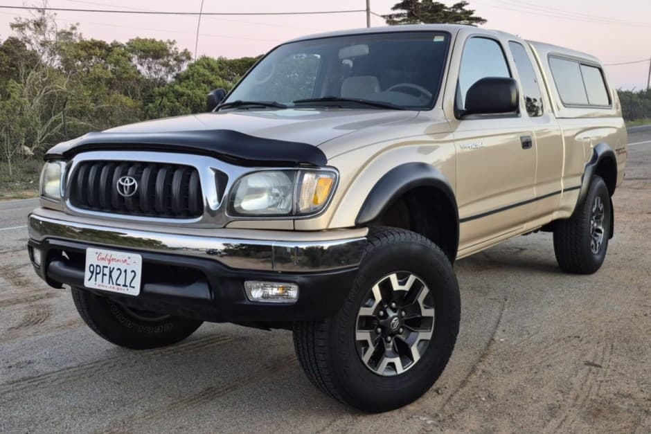 2002 Toyota Tacoma (N1X0 1995-2005) sold for $24,500