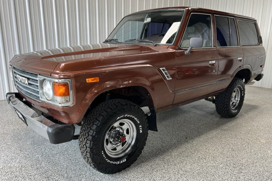 1982 Toyota Land Cruiser 60-Series sold for $15,000