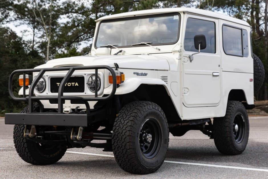 1982 Toyota Land Cruiser FJ40 sold for $43,000