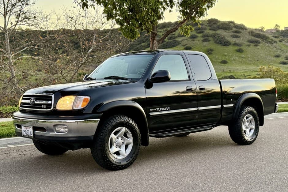 2000 Toyota Tundra (XK30/XK40 2000-2006) sold for $20,000