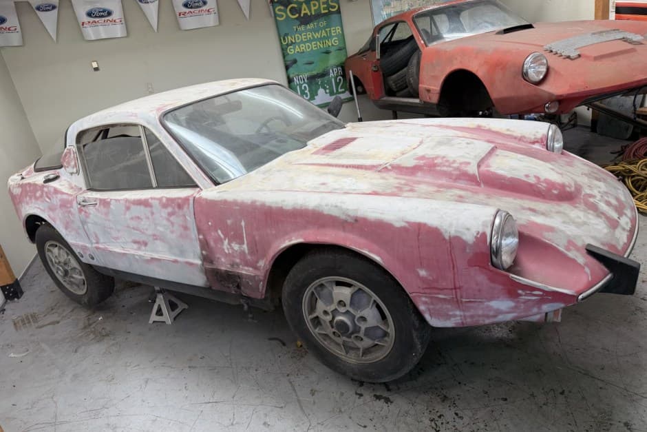 1968 Saab Sonett sold for $650