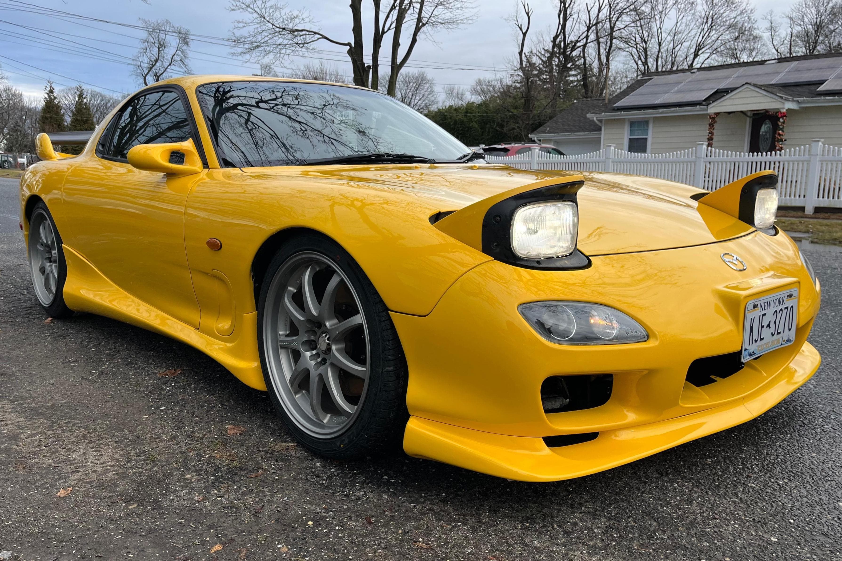 1997 Mazda FD RX-7 sold for $40,500