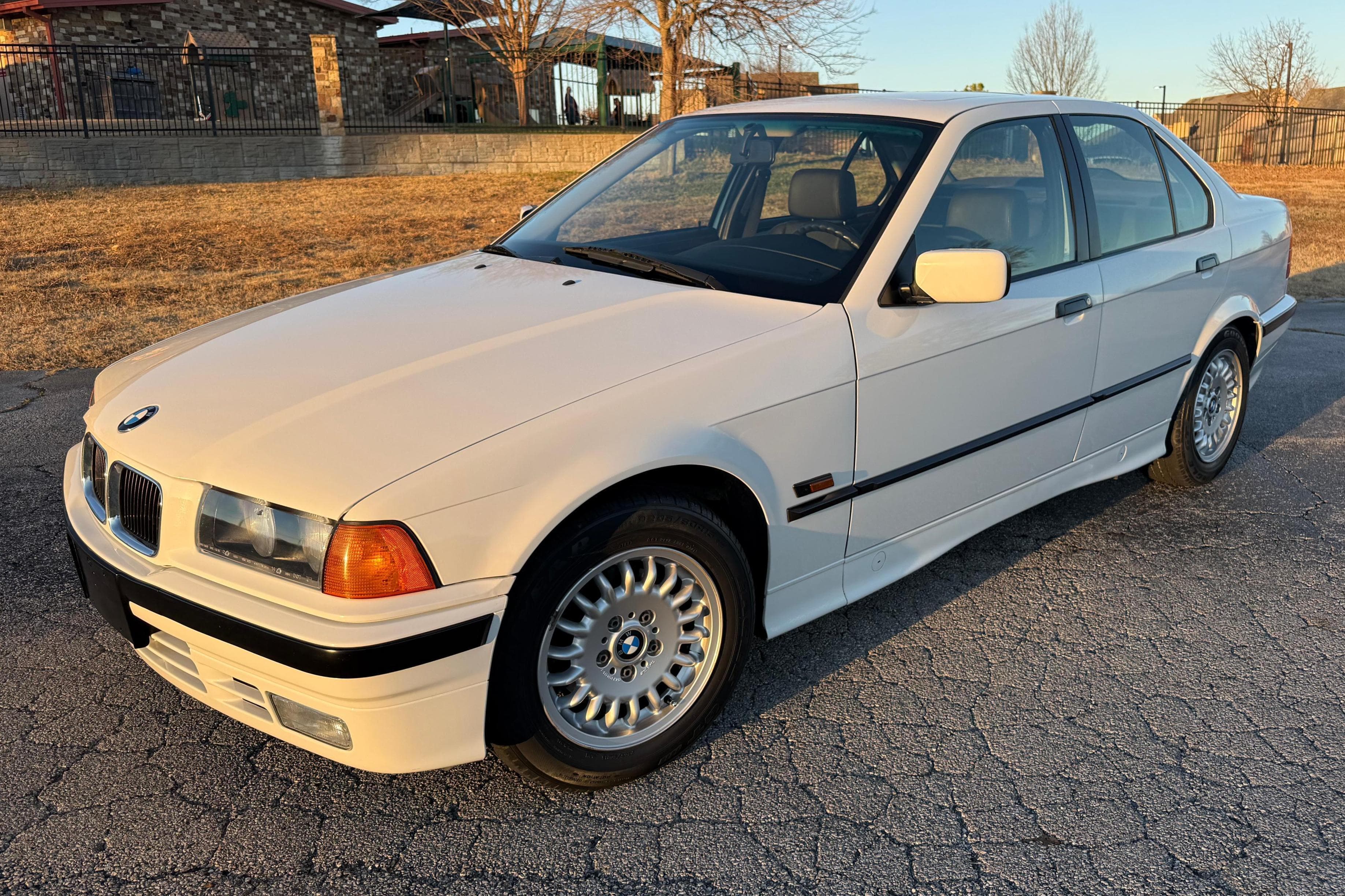 1993 BMW 3 Series sold for $10,000