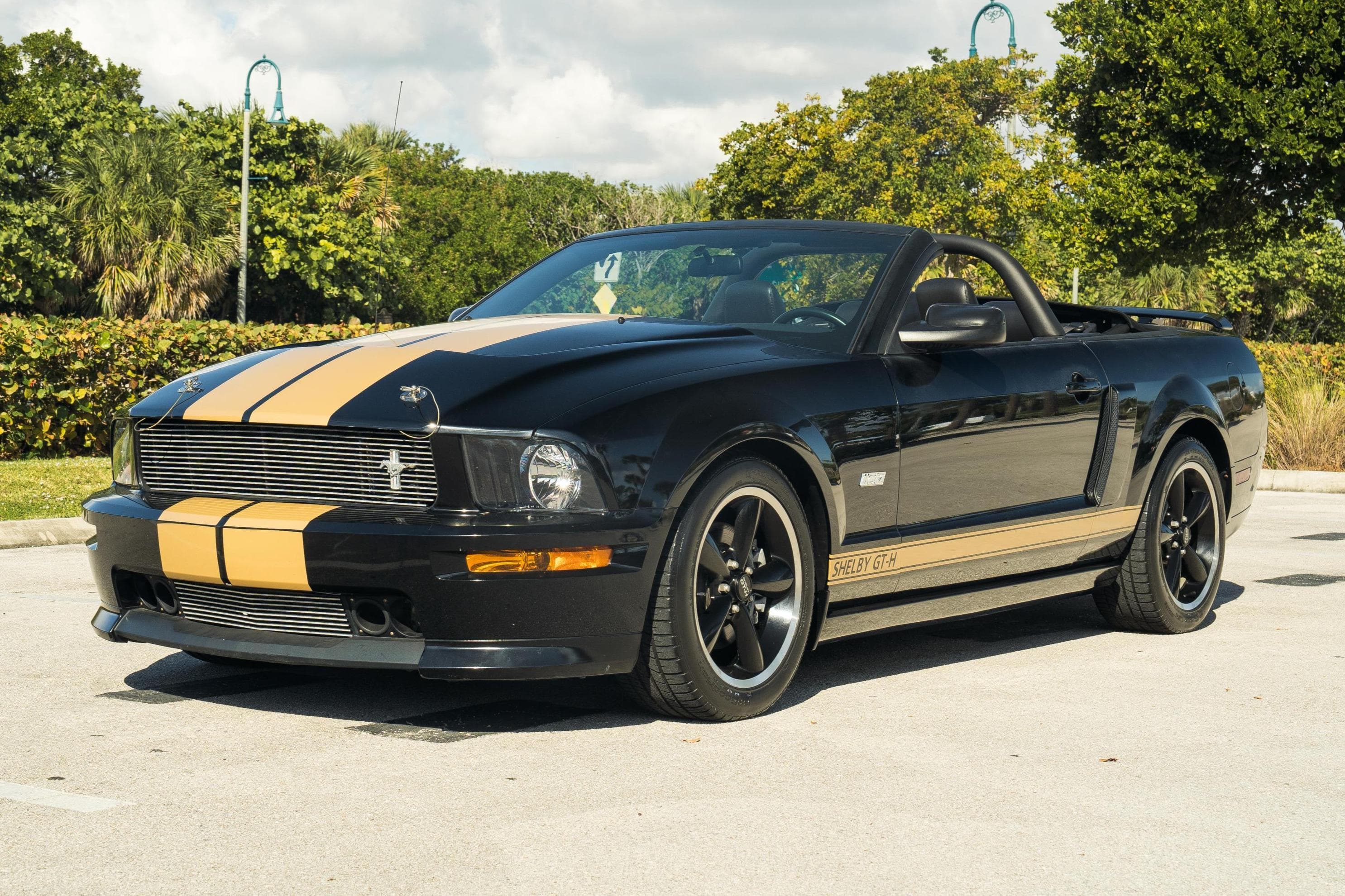 2007 Ford Mustang sold for $11,200