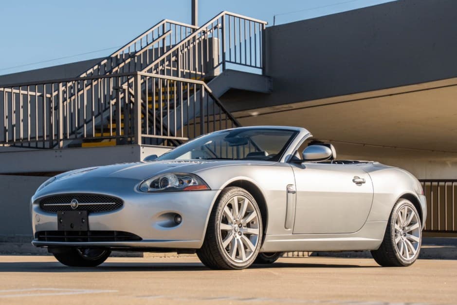 2007 Jaguar XK sold for $8,100