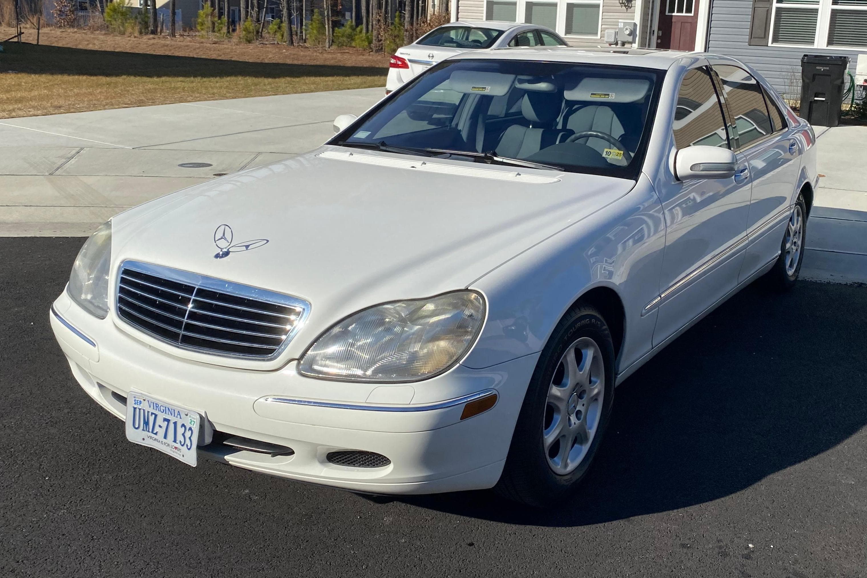 2002 Mercedes-Benz S-Class sold for $2,300
