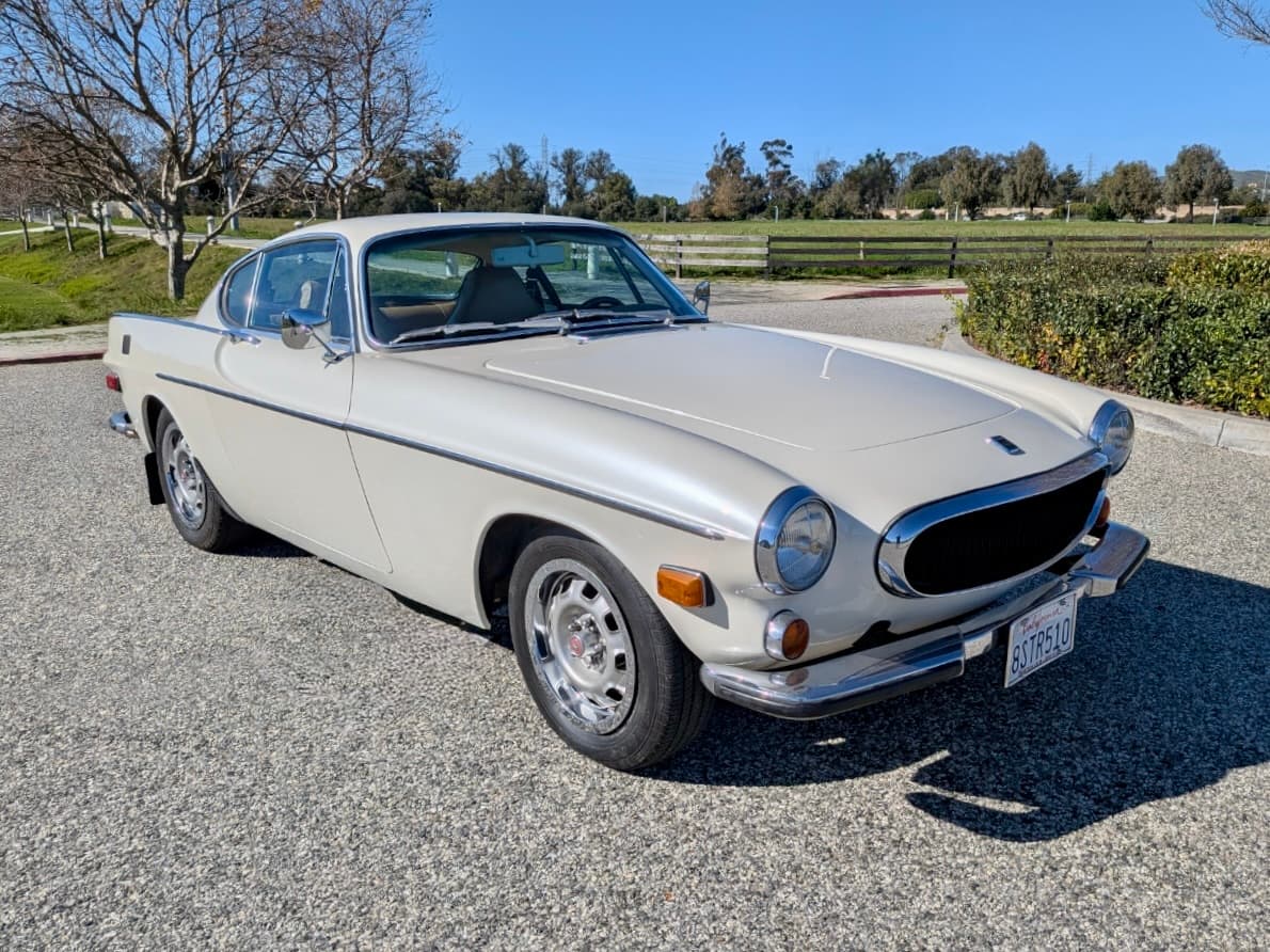 1972 Volvo P1800 sold for $0