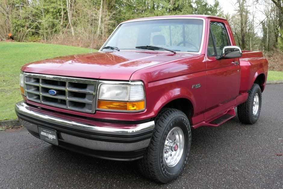 1994 Ford F-Series 1992-1997 sold for $17,250
