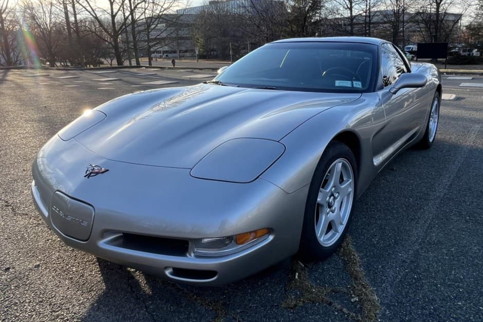 1999 Chevrolet Corvette C5 Coupe sold for $14,999