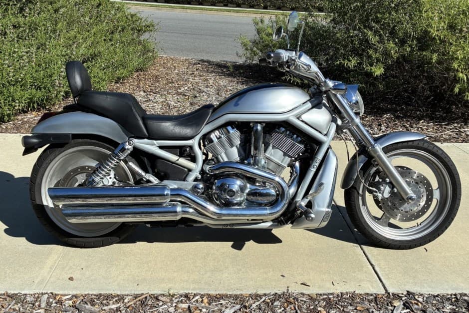 2003 Harley-Davidson V-Rod sold for $5,500