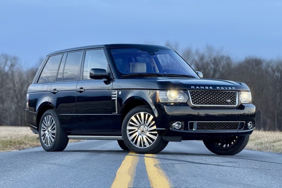 2012 Land Rover Range Rover L322 sold for $56,000