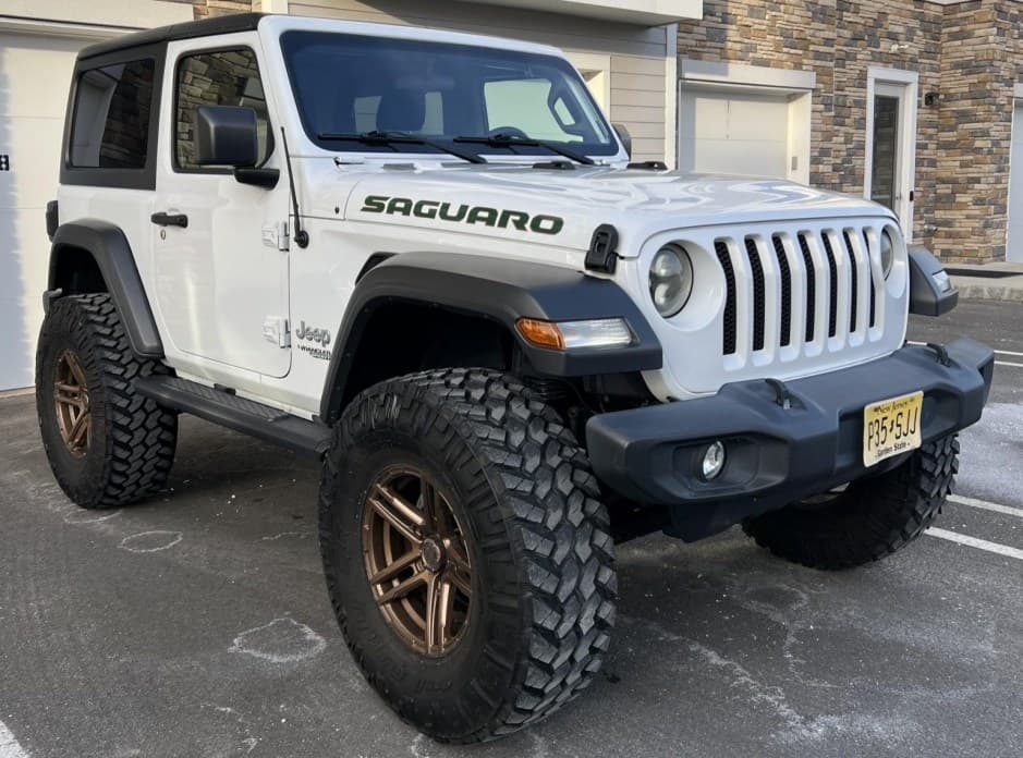 2020 Jeep Wrangler JL (2018+) sold for $17,250