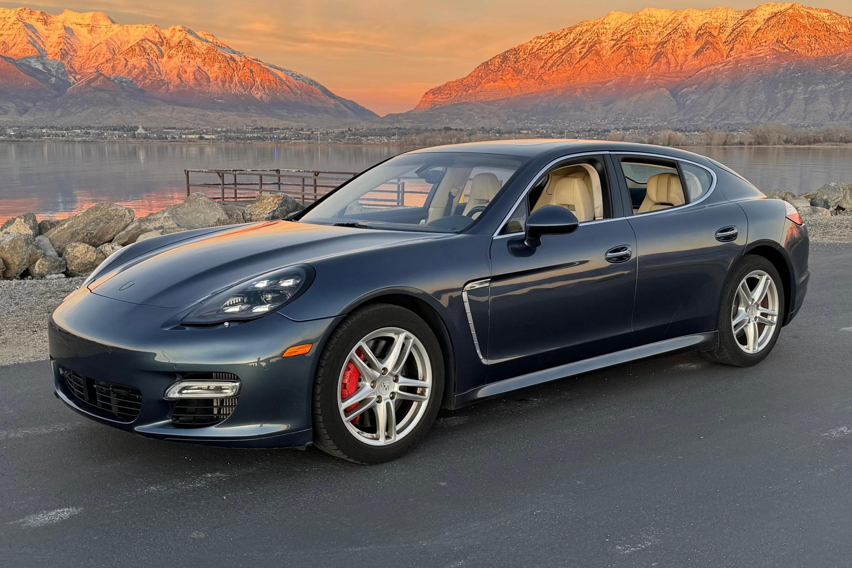 2010 Porsche Panamera sold for $22,750