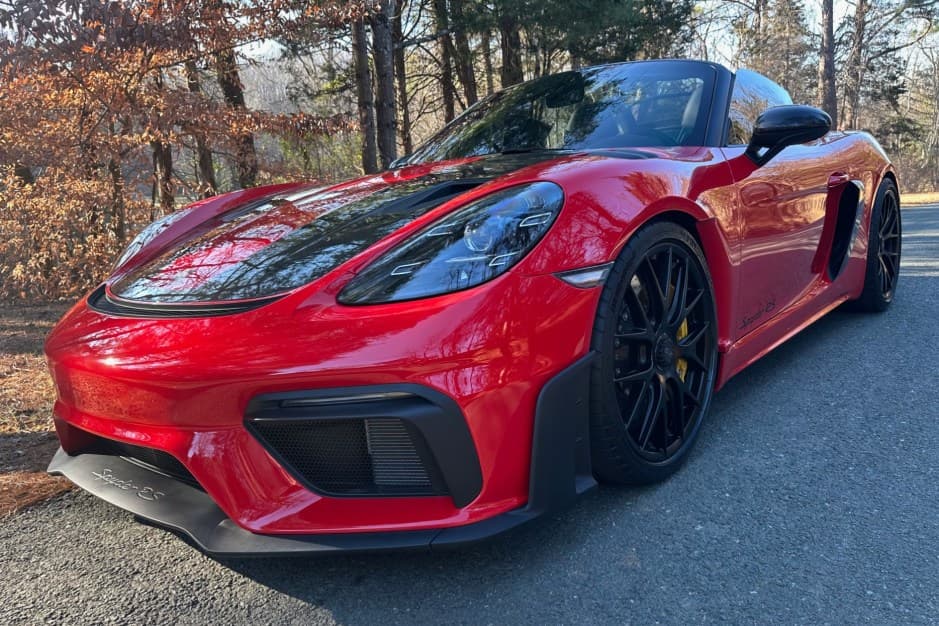 2024 Porsche 982 718 Boxster sold for $191,000