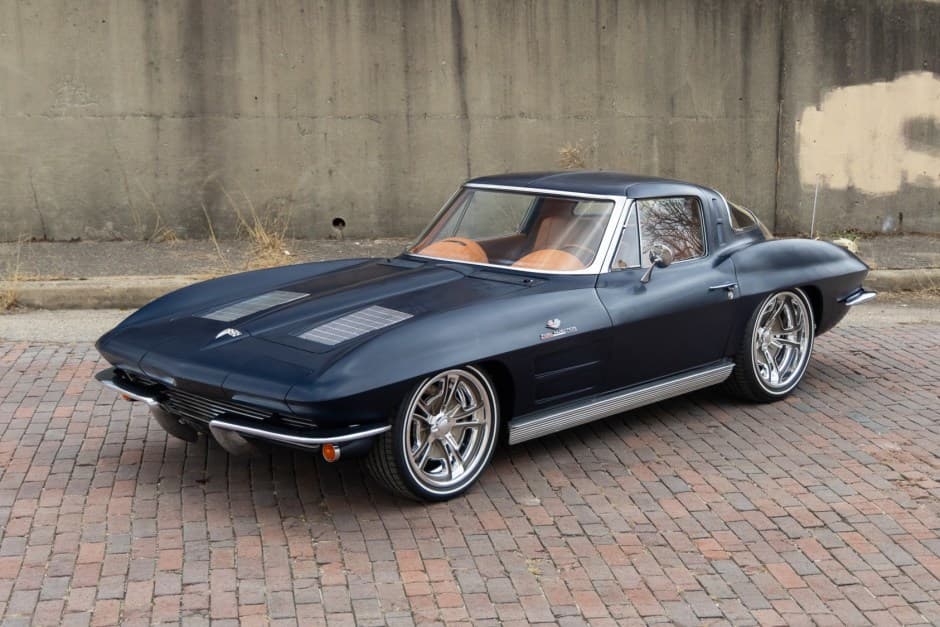1963 Chevrolet Corvette C2 sold for $500,000