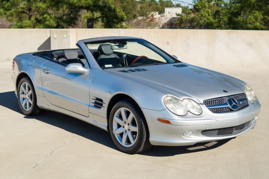2003 Mercedes-Benz R230 SL sold for $15,500