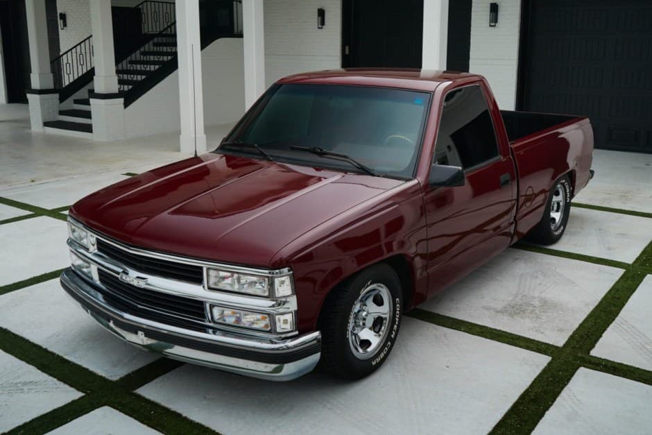 1993 Chevrolet C/K GMT400 (1988-2002) sold for $10,100