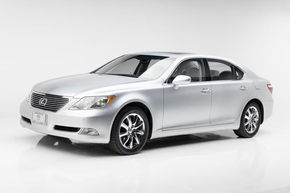 2007 Lexus LS Sedan sold for $14,250