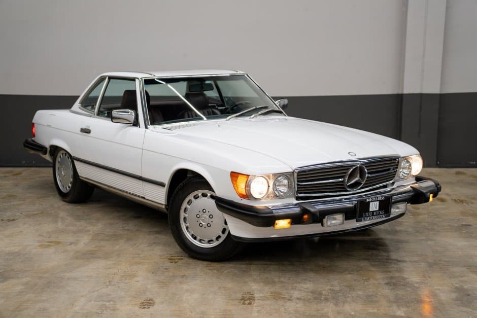 1988 Mercedes-Benz R107 SL sold for $38,000
