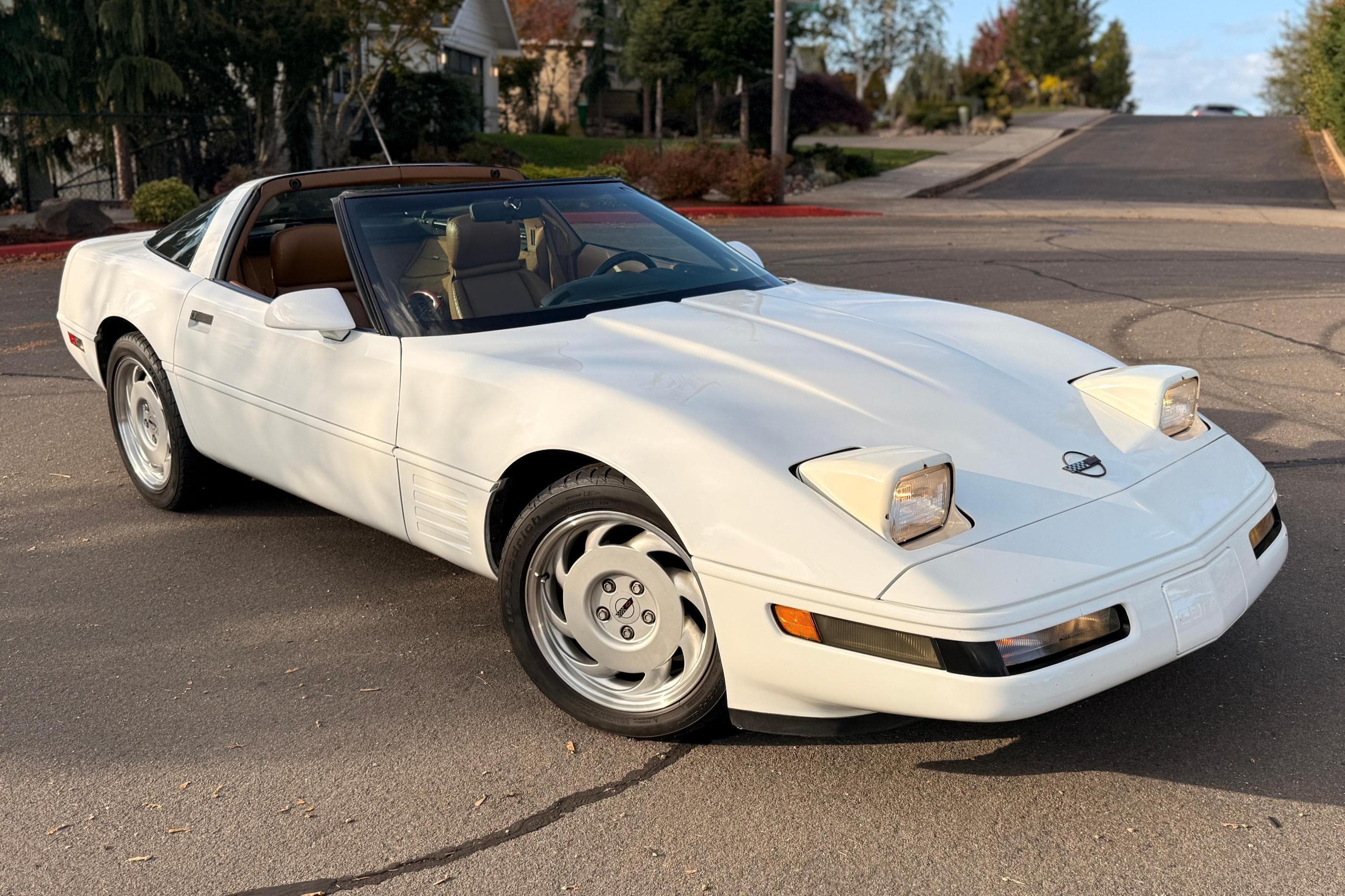 1991 Chevrolet C4 Corvette sold for $6,000