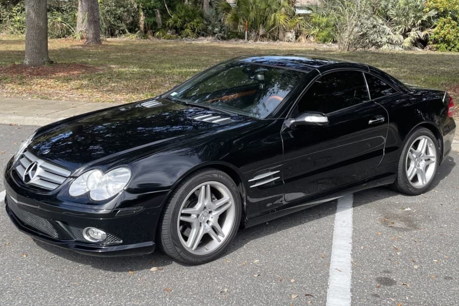 2007 Mercedes-Benz R230 SL sold for $11,000
