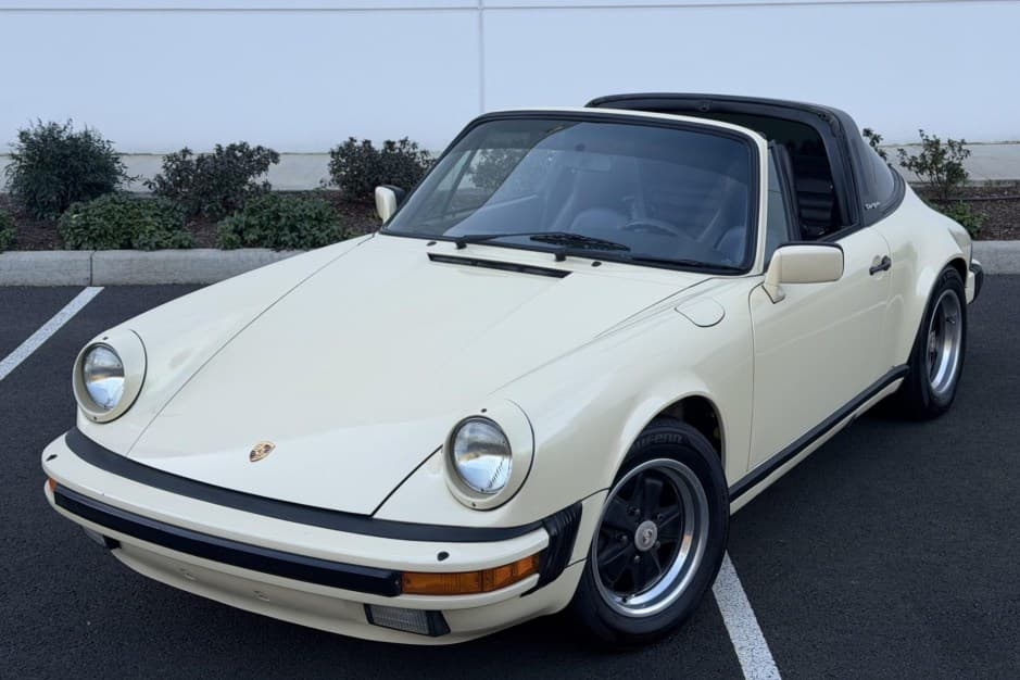 1985 Porsche 911 Carrera 3.2 sold for $50,000