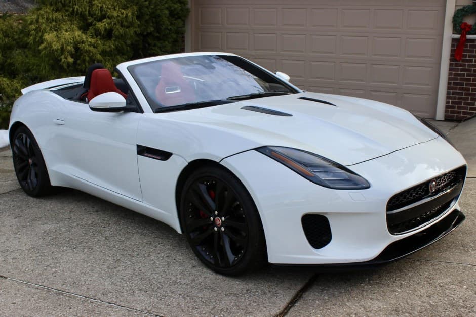 2020 Jaguar F-Type sold for $38,000