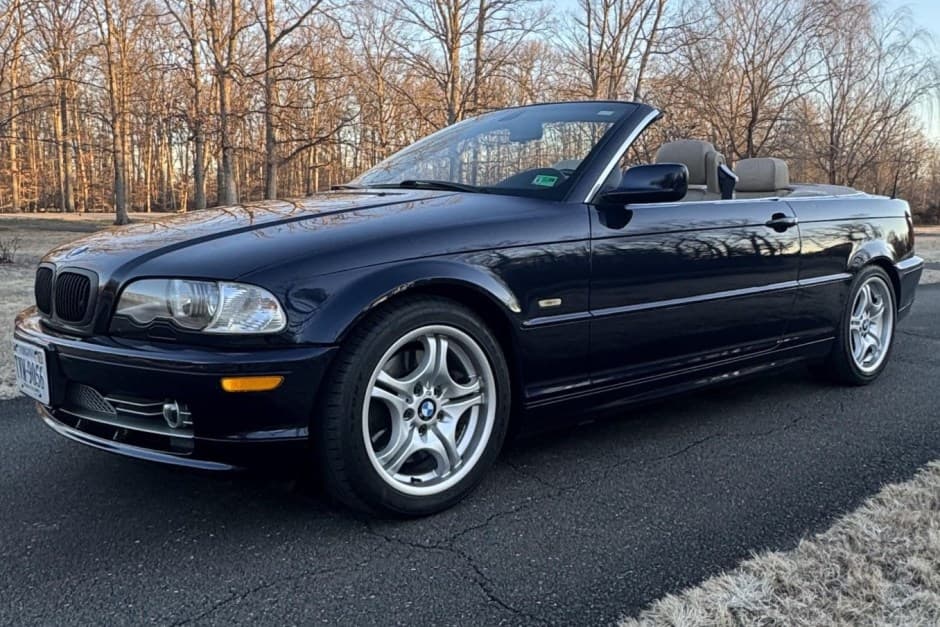 2002 BMW E46 3-Series Convertible sold for $12,300
