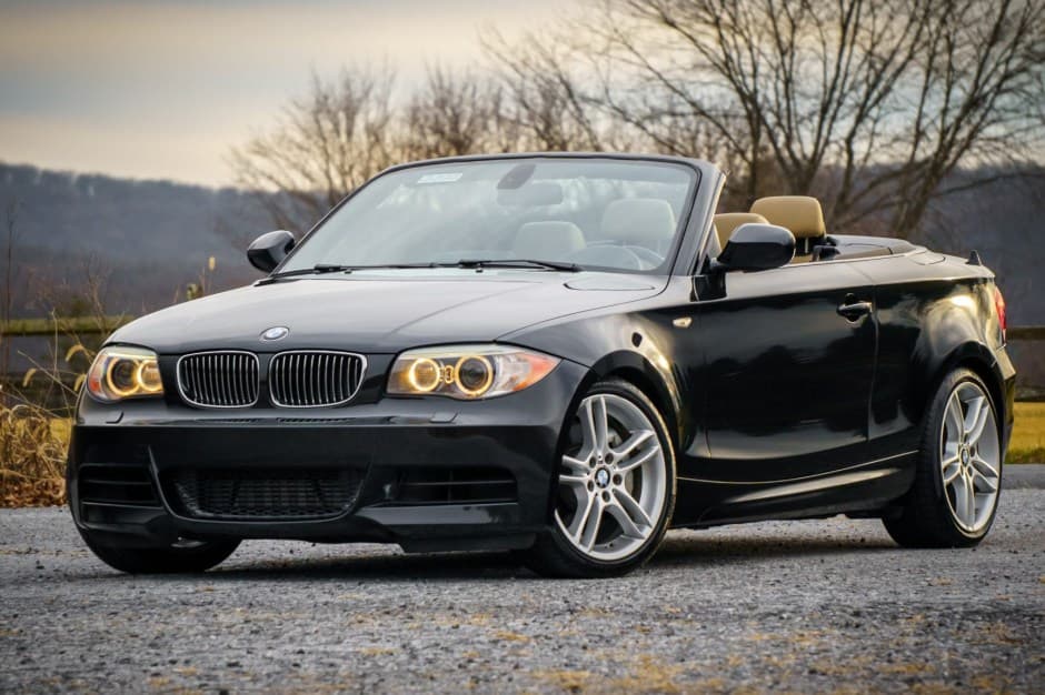 2012 BMW E82/E88 1-Series sold for $17,000