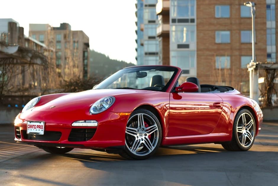 2012 Porsche 997 911 Carrera S sold for $70,000