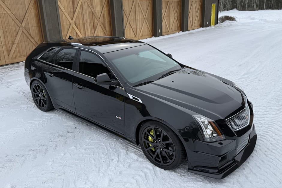 2012 Cadillac CTS & CTS-V sold for $60,000
