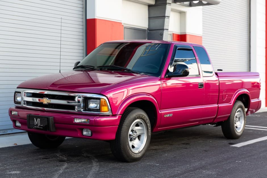 1995 Chevrolet S-10 (1994-2004) sold for $13,500