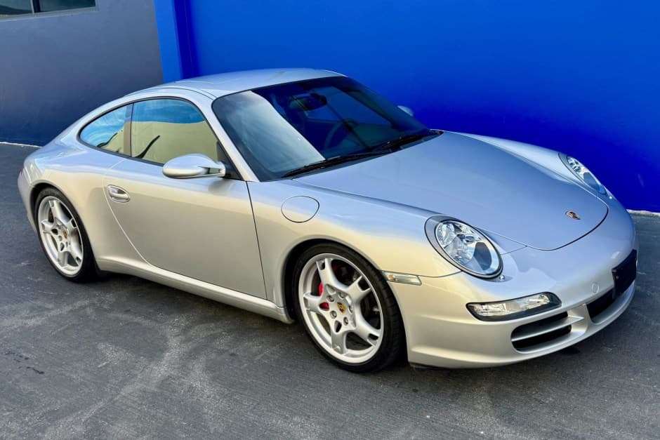 2006 Porsche 997 911 Carrera S sold for $71,997