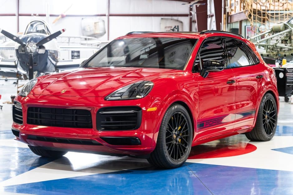 2021 Porsche 9Y0/9Y3 Cayenne (2019-) sold for $79,000