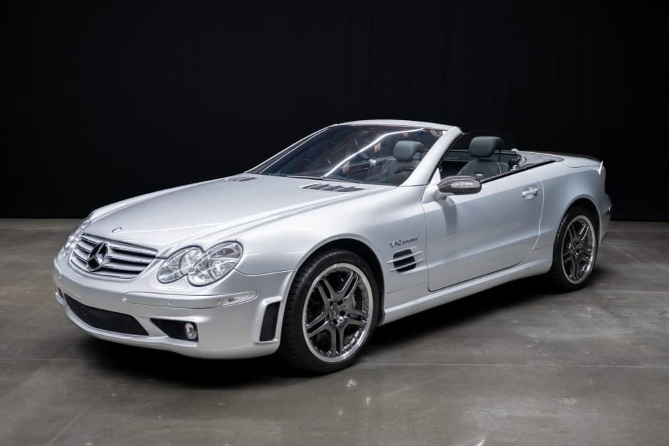 2006 Mercedes-Benz R230 SL sold for $69,500