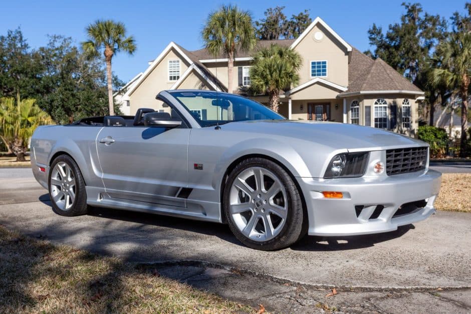2006 Ford Mustang S197 2005-2014 sold for $21,000