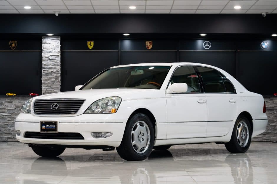 2002 Lexus LS Sedan sold for $16,250