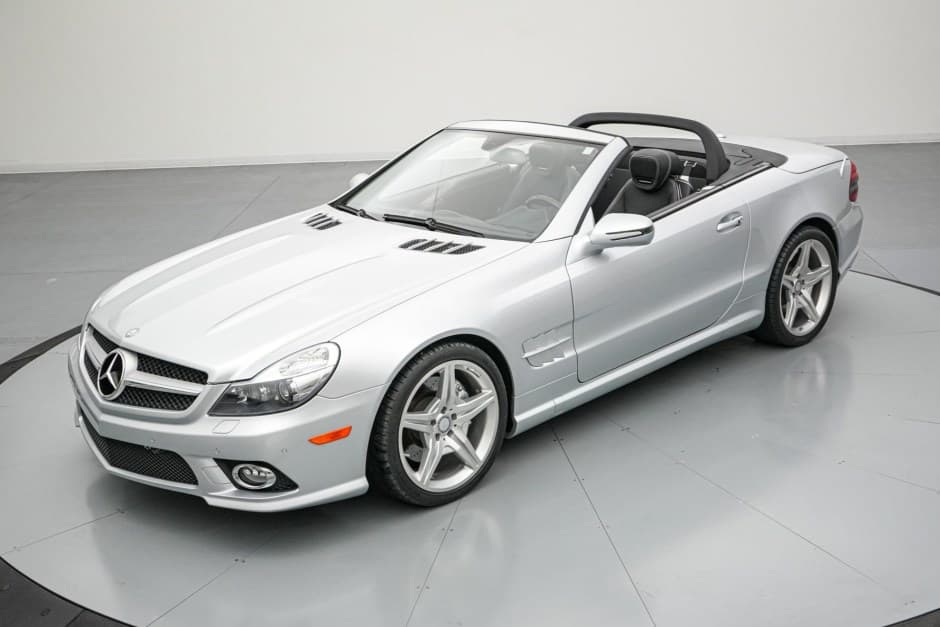 2011 Mercedes-Benz R230 SL sold for $40,500