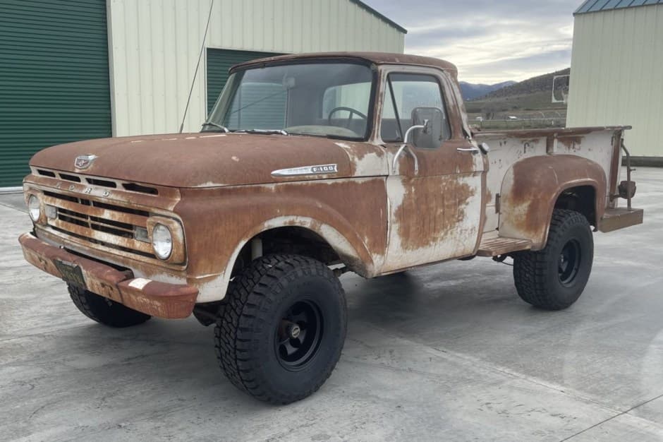 1962 Ford F-Series 1961-1966 sold for $7,900