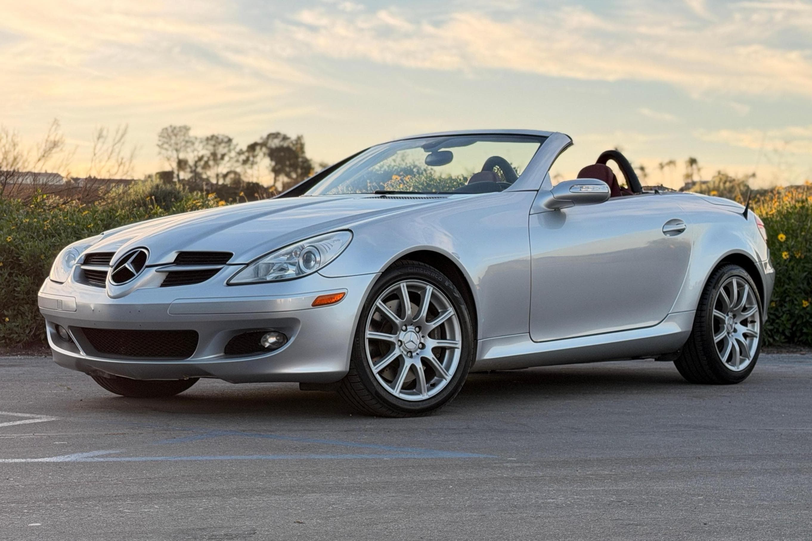 2005 Mercedes-Benz SLK-Class sold for $8,000